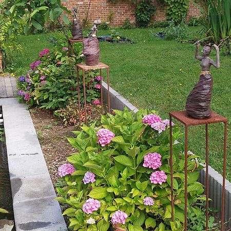 The Two Oaks - Private Garden For Guests Villa Hertsberge Екстериор снимка